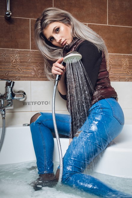 first time fully clothed girl wetlook bathroom wetfoto